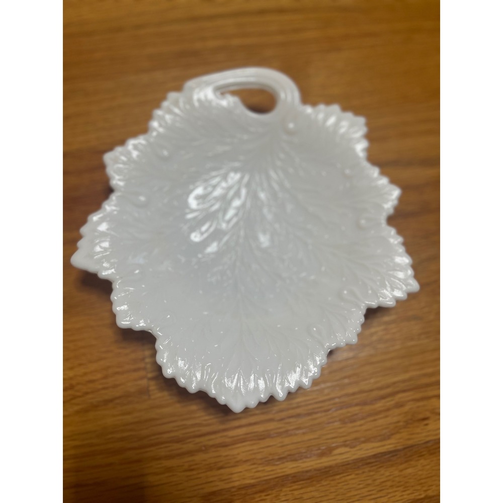 Vintage Fenton Milk Glass 8" Leaf Shaped Candy  Dish Trinket Plate with Handle